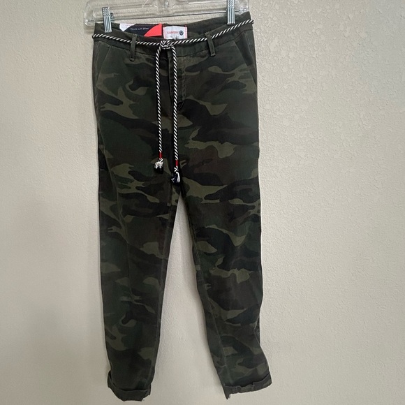 NWT Sundry Women’s Camo Cotton Pants Size 24 Drawstring Waist Tapered Leg - Picture 4 of 12
